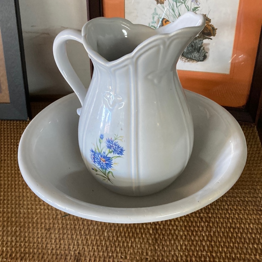 Nice white and blue basin!